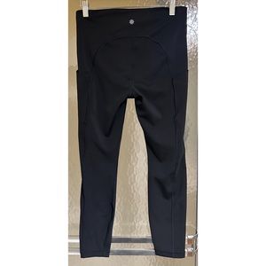 Athleta Ultimate Stash Pocket 7/8 Legging